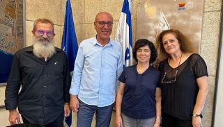 מאילת לאוקראינה באהבה