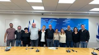 מעודדים גיוס ושירות משמעותי