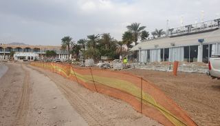 חוף טולום באילת מבקש  הנחה בשל העבודות בחוף