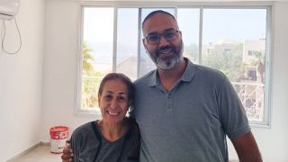 חג שמח מעמידר