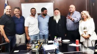 קבלני אילת משוועים לידיים  עובדות אבל במשרדי הממשלה  מסתפקים בהבטחות