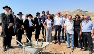 אבן פינה לבית ספר תיכון חדש באילת
