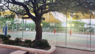 מגרשי הספורט באילת הפכו  לאזורי מכירה של סמים לקטינים