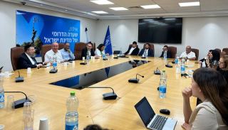 שר העבודה: ''אדרוש סיוע משמעותי לחיזוק ענף התיירות באילת''