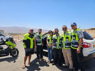 פעוטה ננעלה ברכב באילת וחולצה בשלום 