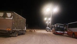 לאחר הפסקה ארוכה: עיריית אילת חוזרת  לאכוף את איסור חניית הלילה לרכבים כבדים