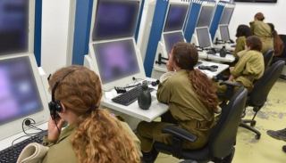 שנתיים אחרי 7 באוקטובר:  תצפיתניות על גבול מצרים עדיין ללא נשק
