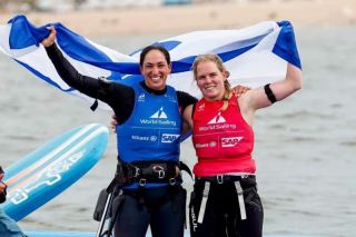 שחר טיבי מאילת אלופת העולם בגלישת רוח בדגם האולימפי