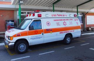 אורח מלון באילת במצב קשה לאחר שנחנק במהלך האוכל